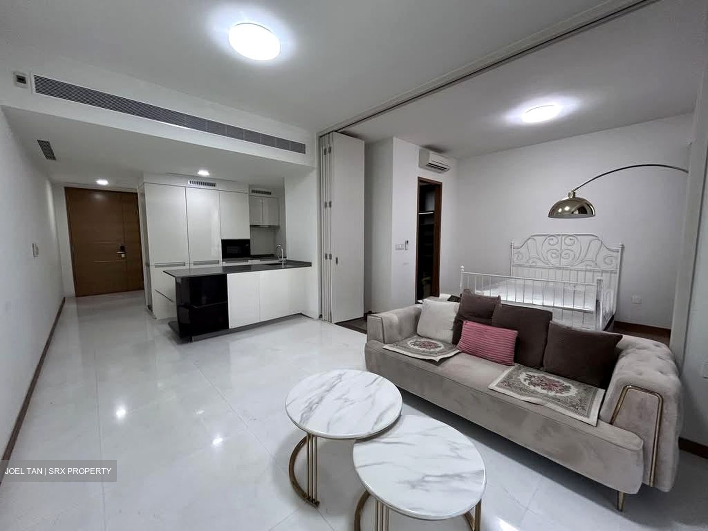Marina One Residences (D1), Apartment #582690661